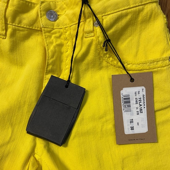 DSQUARED2 Yellow Straight Leg Jeans - Picture 7 of 11